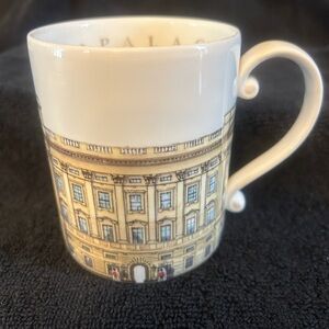 Bucking Ham Palace cup